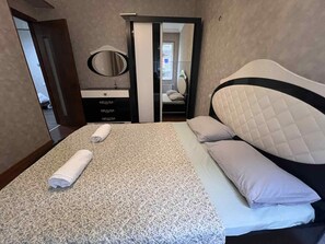 2 bedrooms, Internet