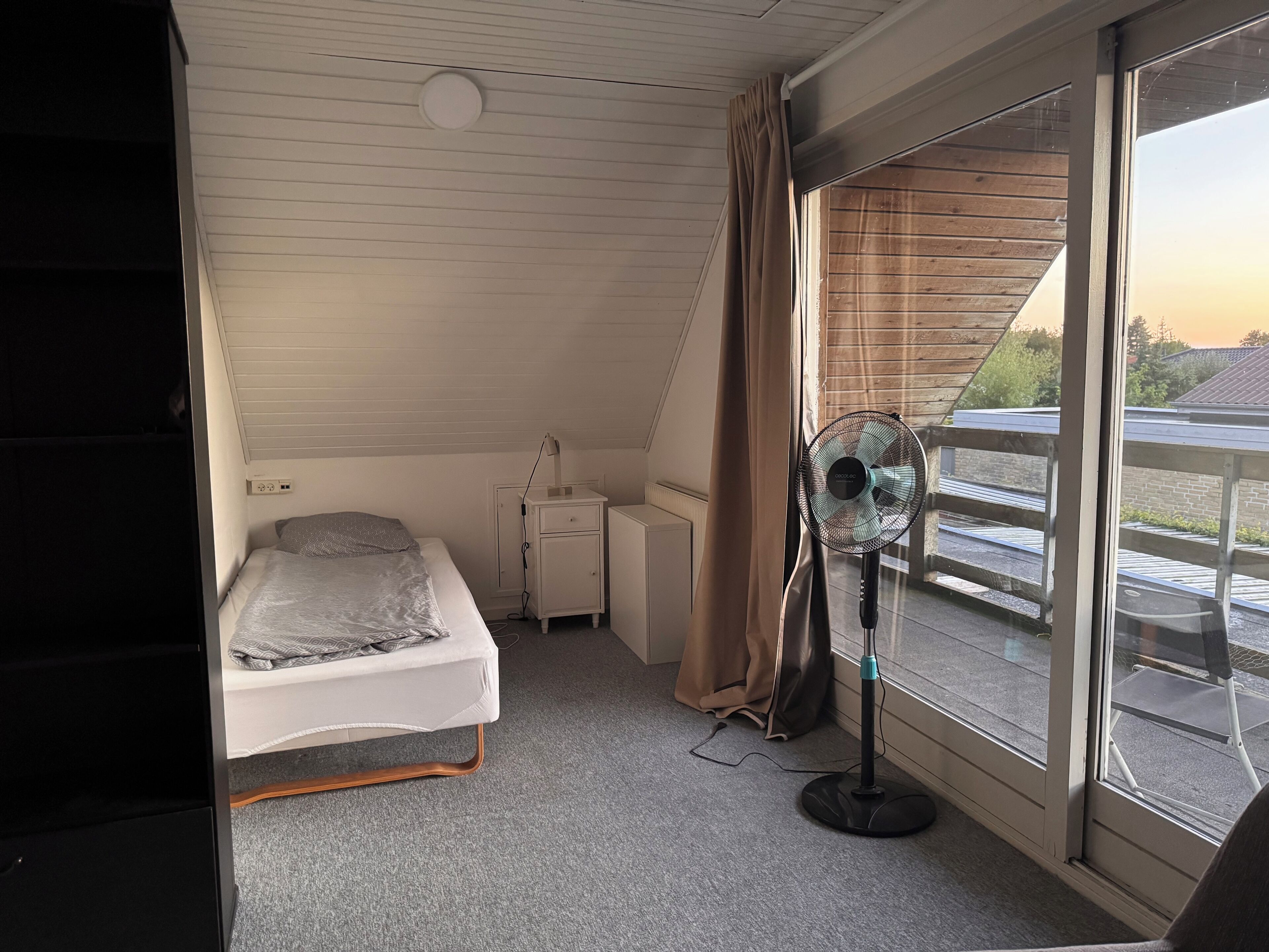 7 habitaciones, tabla de planchar con plancha y wifi gratis 