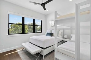 5 bedrooms, desk, iron/ironing board, travel cot