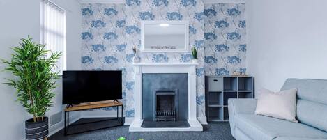 TV, fireplace, offices