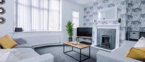 TV, fireplace, offices