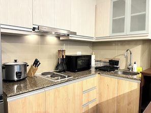 Microwave, stovetop