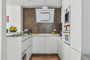 City Apartment, 1 Double Bed with Sofa bed, Non Smoking | Private kitchen | Espresso maker, coffee/tea maker, electric kettle, toaster