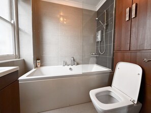 House | 2 bedrooms - 1300ft Fitzrovia Soho 2b2b (London)