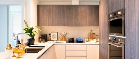 2 عدّة غرف نوم