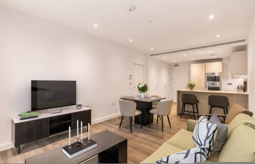 2bed-2bath-2balconylondoneyeview