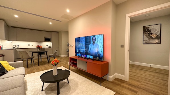 Apartment | 2 bedrooms - Huge 3bath 2bedroom Family Home (London)