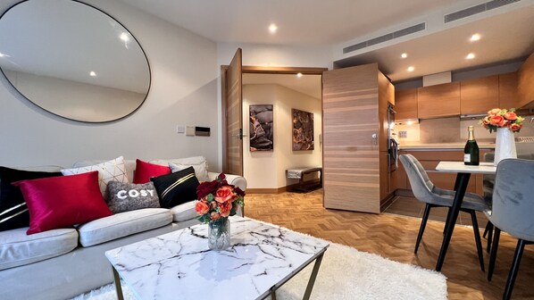 2 bedrooms