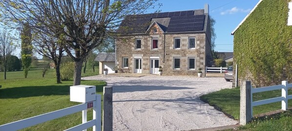 Exterior - Country house between the sea and Mont-Saint-Michel (Fleury)