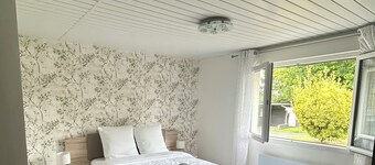 Country house between the sea and Mont-Saint-Michel