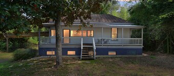 Historic Athens Home With Location & Comfort 3 Bedroom Home