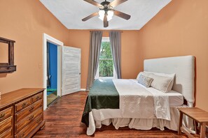 House, 3 Bedrooms | 3 bedrooms, laptop workspace, free WiFi