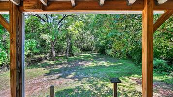 House, 3 Bedrooms | Property grounds