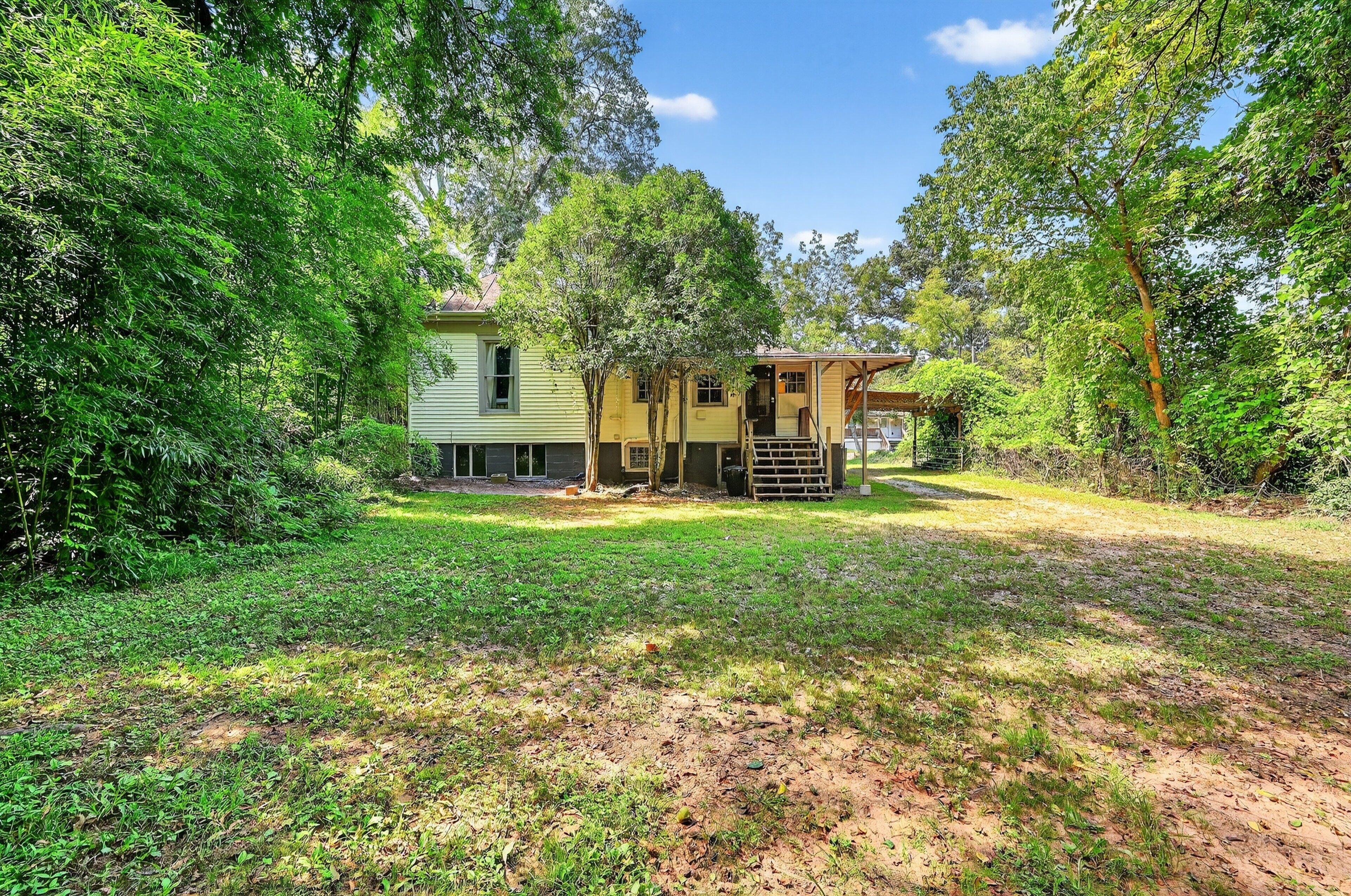 House, 3 Bedrooms | Exterior