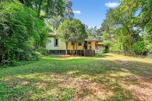 House, 3 Bedrooms | Exterior