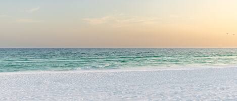 Condo, 3 Bedrooms | Beach | Beach nearby