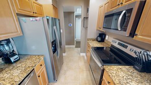 Condo, 3 Bedrooms | Private kitchen