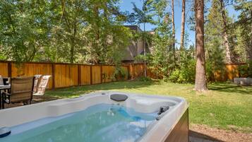 Cabin, 2 Bedrooms | Outdoor spa tub