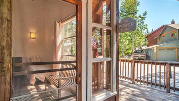 House, 2 Bedrooms | Exterior detail