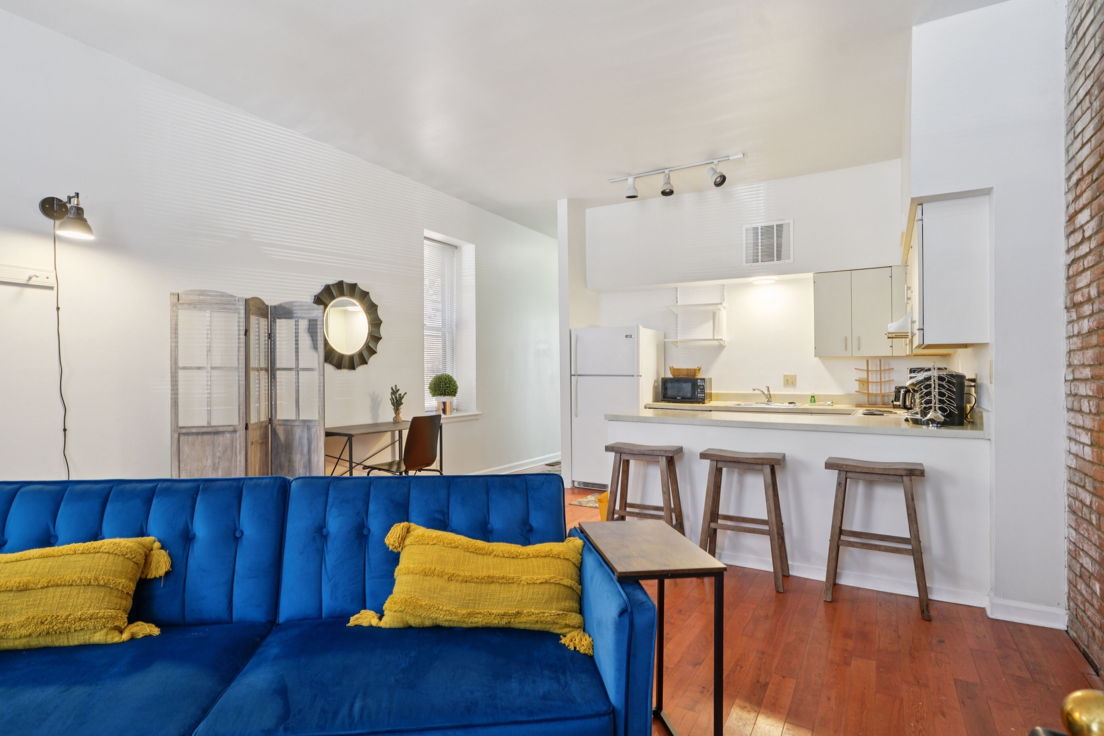 Apartment, 1 Bedroom | Living area