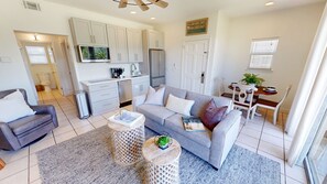 Condo, 2 Bedrooms | Living area