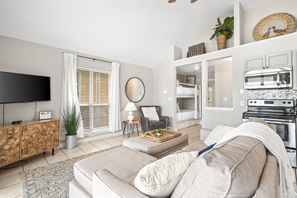 Condo, 2 Bedrooms | Interior - Nantucket Cottage 10ab 2 Bedroom Condo (Destin)