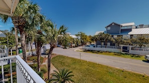 Condo, 1 Bedroom | Property grounds