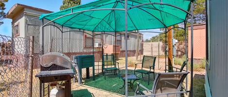 House, 2 Bedrooms | Property grounds