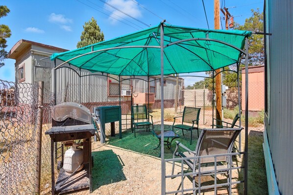 House, 2 Bedrooms | Property grounds