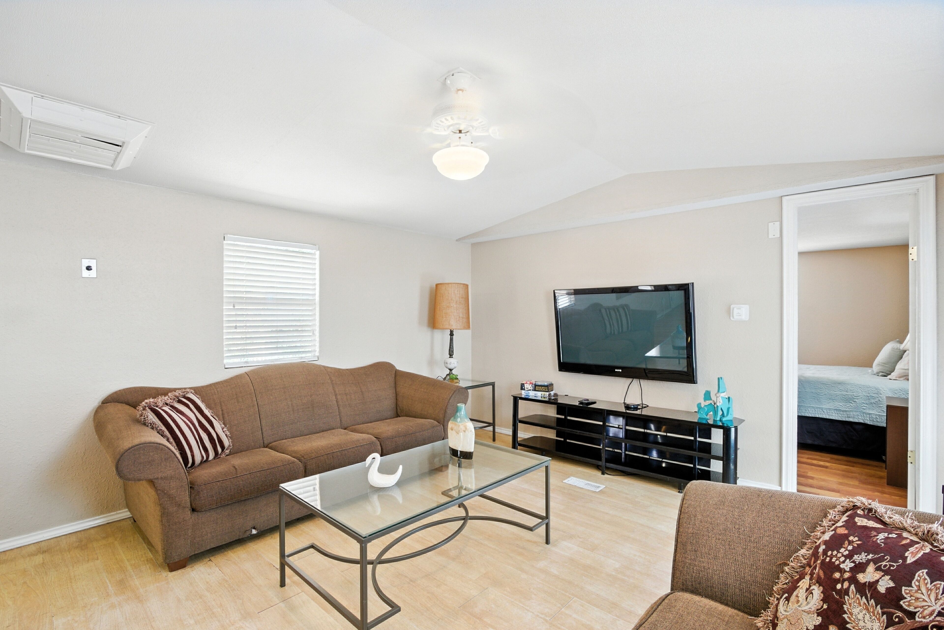 House, 2 Bedrooms | Living area | Smart TV, streaming services