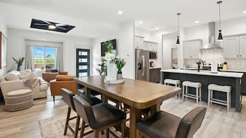 Duplex, 3 Bedrooms | Interior