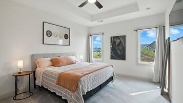 Duplex, 3 Bedrooms | 3 bedrooms, desk, laptop workspace, free WiFi