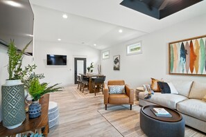Duplex, 3 Bedrooms | Living area | Smart TV, streaming services