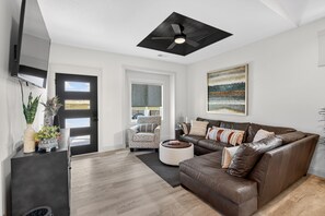 Duplex, 3 Bedrooms | Living area | Smart TV, streaming services