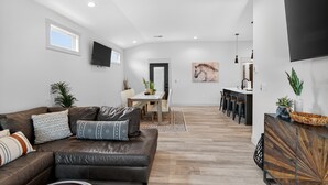 Appartement Duplex, 3 chambres | Coin séjour
