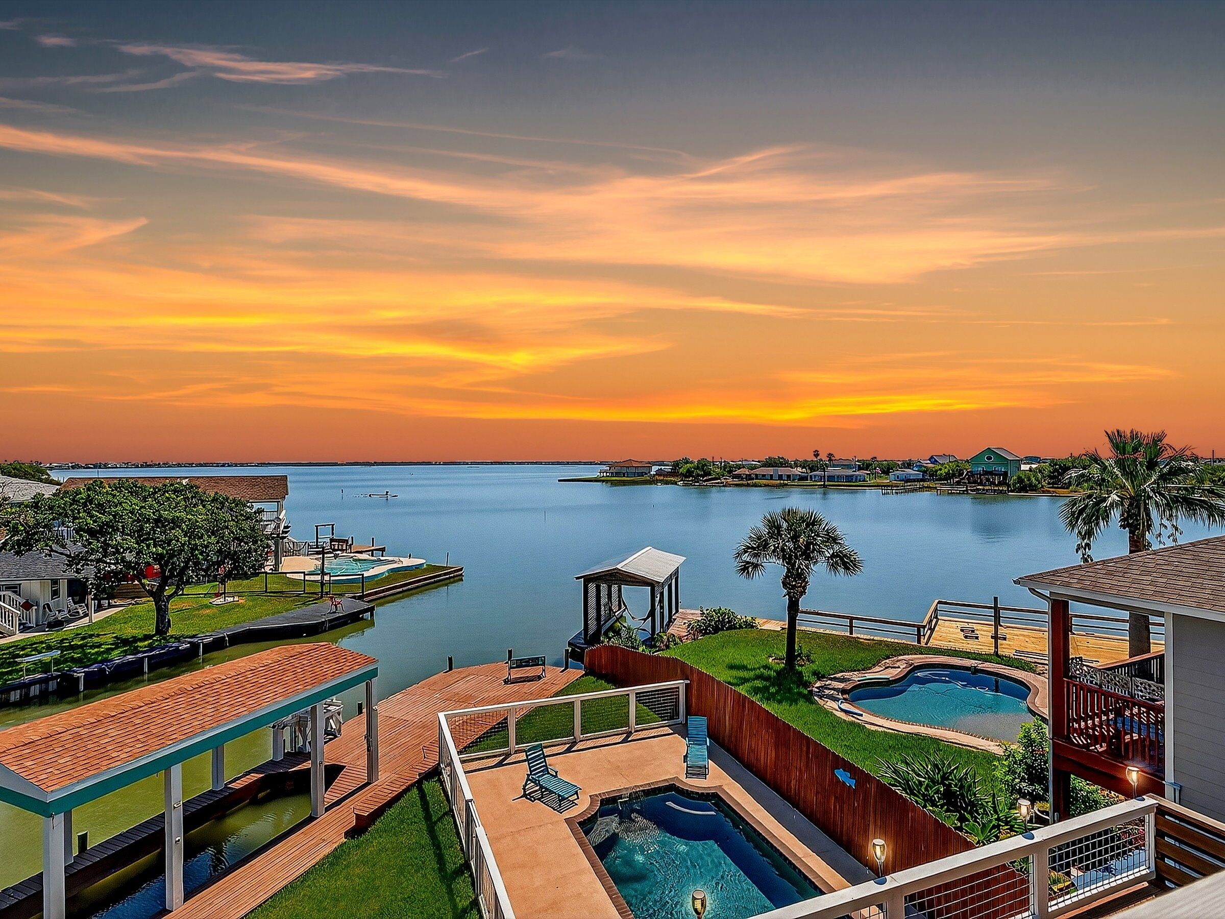 House, 4 Bedrooms | Pool