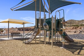 Townhome, 4 Bedrooms | Children’s area