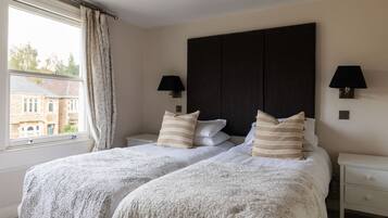 Apartment | 4 bedrooms, Internet