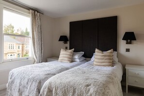 Apartment | 4 bedrooms, Internet