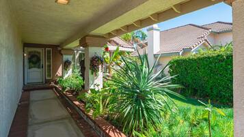 Hus | 4 soverom og internett