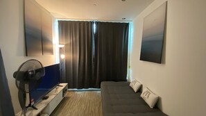 1 bedroom, iron/ironing board, WiFi