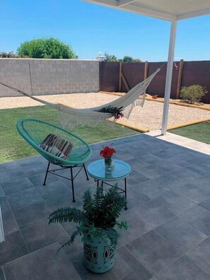 Terrace/patio - Casa equipada para 6 Wi-Fi, parking gratis y playa a pocos minutos (El Palmar de Vejer)