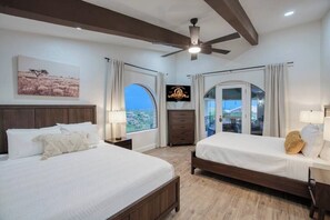 5 bedrooms, iron/ironing board, WiFi, bed sheets