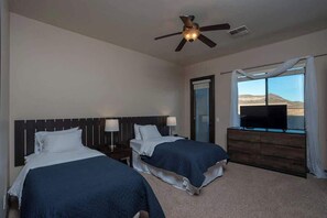 6 habitaciones, tabla de planchar con plancha, wifi y ropa de cama 