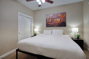 4 bedrooms, iron/ironing board, WiFi, bed sheets