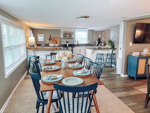 Lakefront Escape on Lake Blackshear - Private Dock & Stunning Views