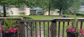 Lakefront Escape on Lake Blackshear - Private Dock & Stunning Views