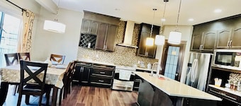 3 Bedroom 3 Beds Beautiful Single Family House