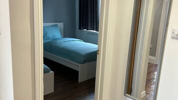 1 bedroom, iron/ironing board, WiFi, bed sheets