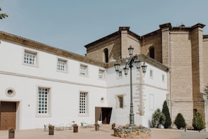 Façana frontal de l'allotjament